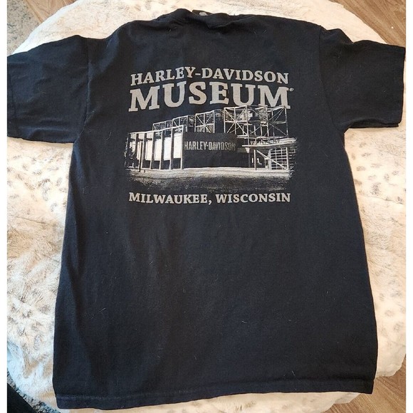 Harley-Davidson Motorcycles Museum T Shirt Mens Medium Black 100% Cotton WI - Picture 2 of 8